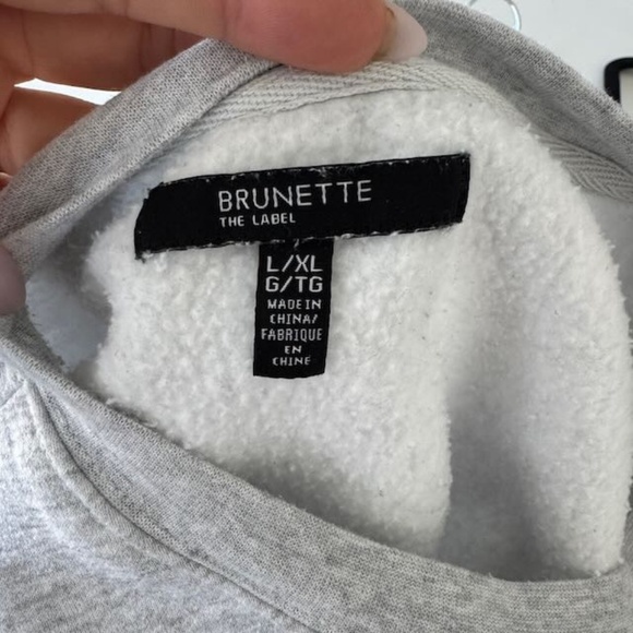 "BRUNETTE" Classic Crew Neck Sweatshirt | Pebble Grey L/XL - Picture 3 of 3